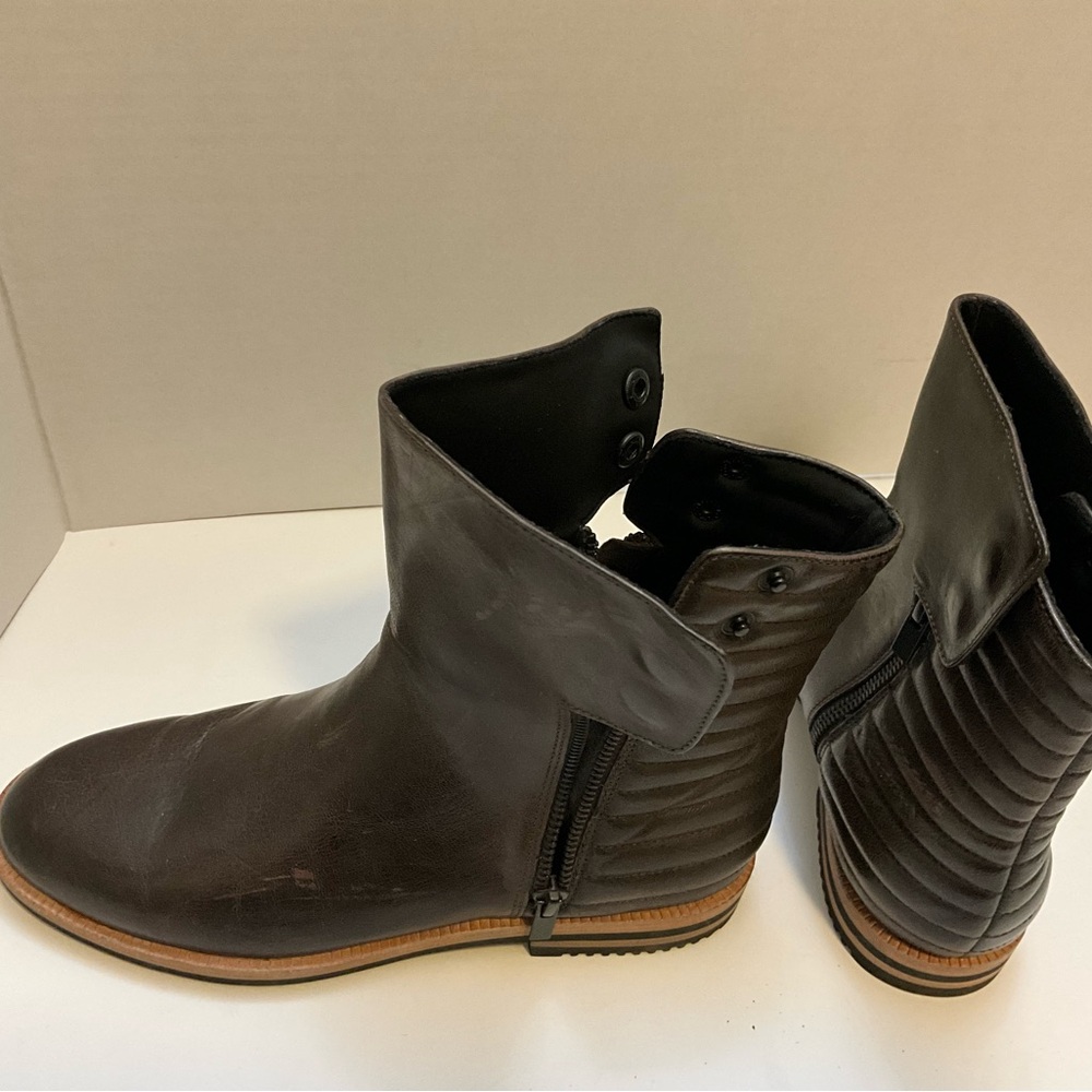 ELIE TAHARI Ankle boots - Picture 10 of 13